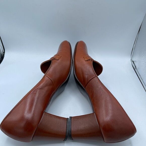 Vintage Softaires 70's Brown Round Toe Pumps 9 - Picture 6 of 13